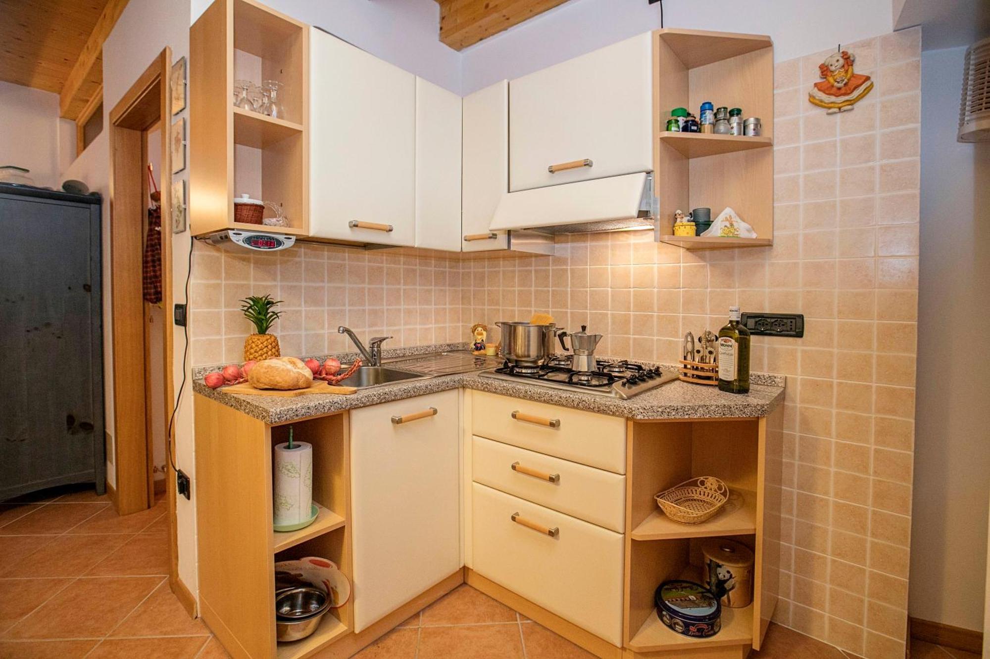 Appartamento Centro Storico Riva - Happy Rentals Εξωτερικό φωτογραφία